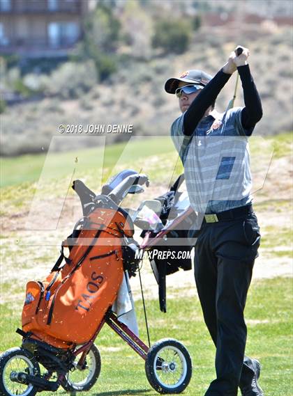Thumbnail 3 in Taos Invitational photogallery.