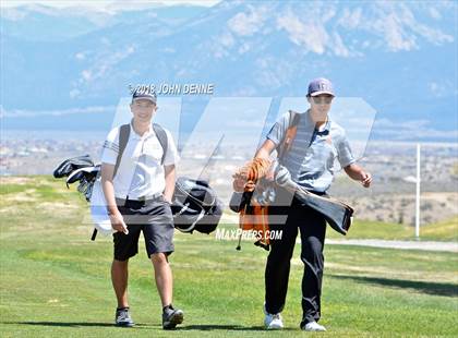 Thumbnail 2 in Taos Invitational photogallery.