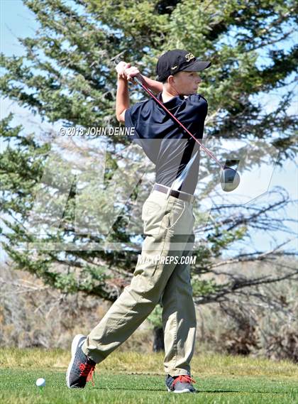 Thumbnail 1 in Taos Invitational photogallery.