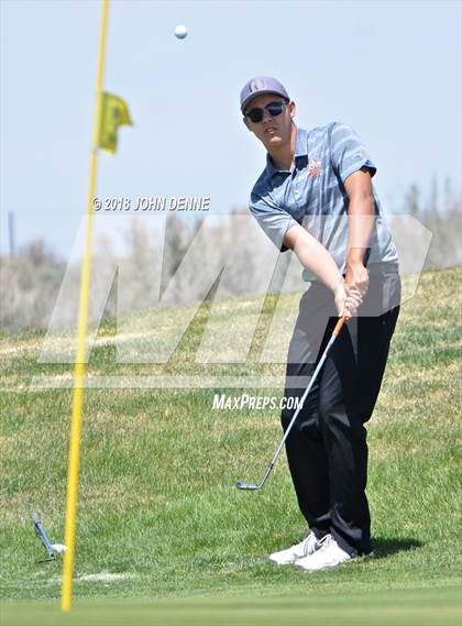 Thumbnail 2 in Taos Invitational photogallery.