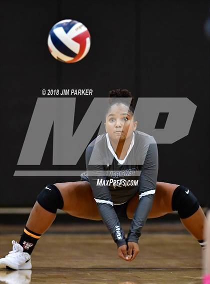 Thumbnail 2 in Hendrickson @ Vandegrift photogallery.