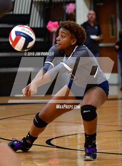 Thumbnail 2 in Hendrickson @ Vandegrift photogallery.