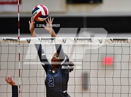 Thumbnail 3 in Hendrickson @ Vandegrift photogallery.