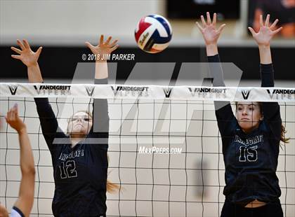 Thumbnail 2 in Hendrickson @ Vandegrift photogallery.