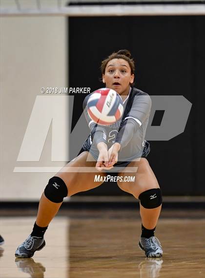 Thumbnail 2 in Hendrickson @ Vandegrift photogallery.