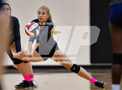 Thumbnail 2 in Hendrickson @ Vandegrift photogallery.