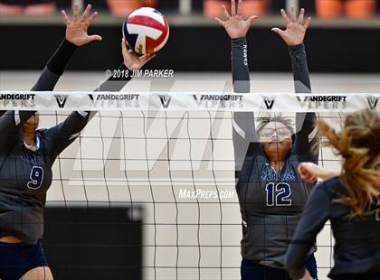 Thumbnail 2 in Hendrickson @ Vandegrift photogallery.