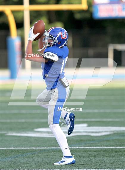 Thumbnail 2 in Ridgeway @ Memphis University photogallery.