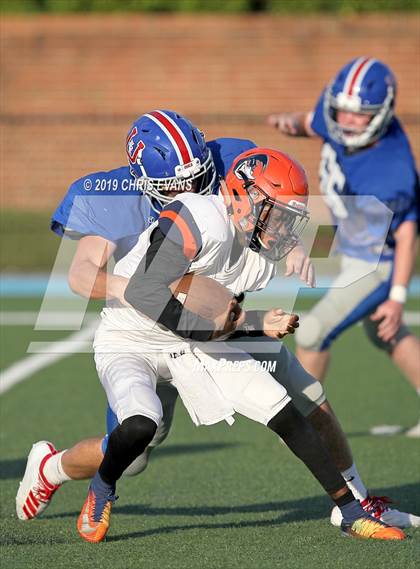 Thumbnail 3 in Ridgeway @ Memphis University photogallery.