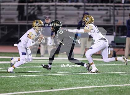 Thumbnail 3 in Monterey Trail vs. Central Catholic SJS Post Season Quarter Final photogallery.