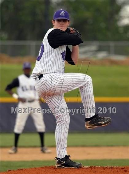 Thumbnail 2 in Colerain @ Elder photogallery.