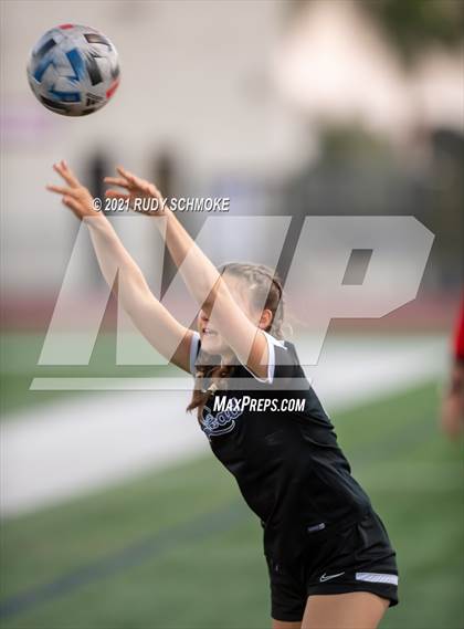 Thumbnail 1 in El Camino @ Carlsbad photogallery.