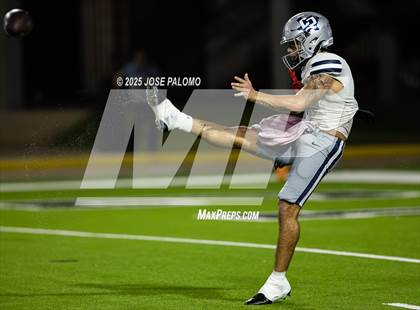 Thumbnail 2 in College Park @ Cypress Lakes (UIL Football 6A D2 Area) photogallery.