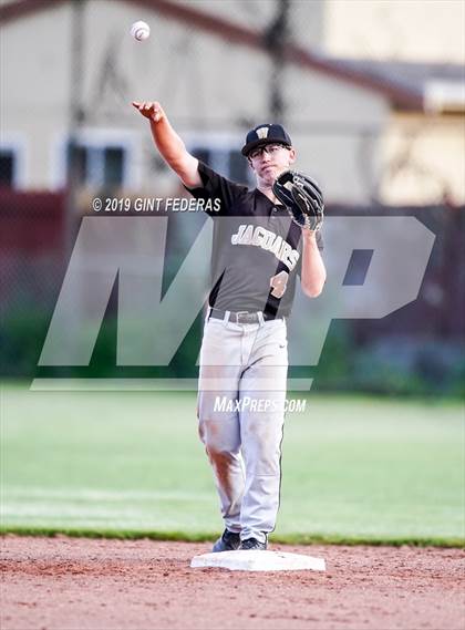 Thumbnail 3 in Windsor vs. Alameda (CIF NCS D2 Quarterfinal) photogallery.