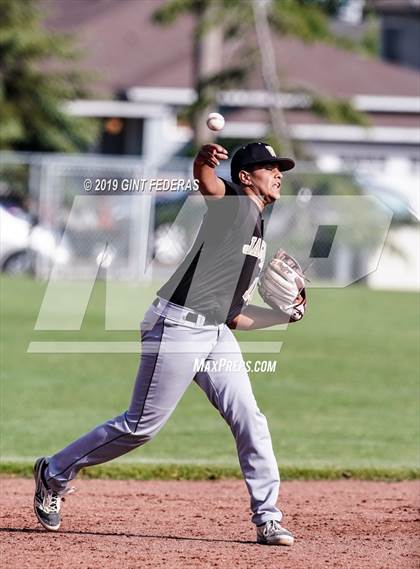 Thumbnail 1 in Windsor vs. Alameda (CIF NCS D2 Quarterfinal) photogallery.