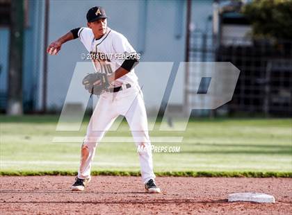 Thumbnail 3 in Windsor vs. Alameda (CIF NCS D2 Quarterfinal) photogallery.