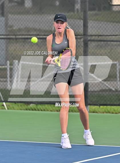Thumbnail 2 in Peaster vs Wall (UIL 3A Girls Doubles State Finals) photogallery.