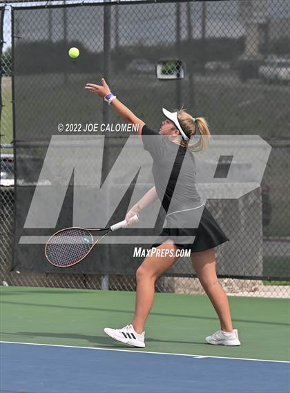 Thumbnail 3 in Peaster vs Wall (UIL 3A Girls Doubles State Finals) photogallery.