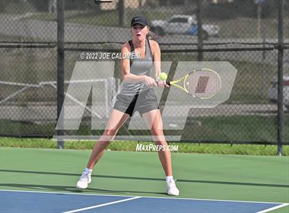 Thumbnail 2 in Peaster vs Wall (UIL 3A Girls Doubles State Finals) photogallery.