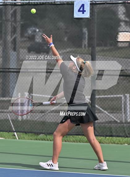 Thumbnail 3 in Peaster vs Wall (UIL 3A Girls Doubles State Finals) photogallery.