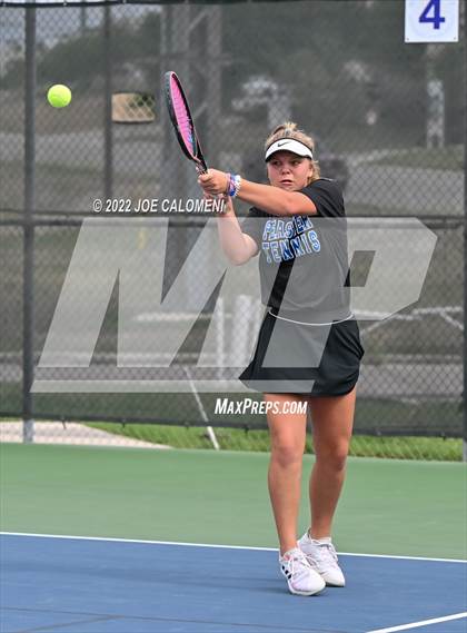 Thumbnail 2 in Peaster vs Wall (UIL 3A Girls Doubles State Finals) photogallery.