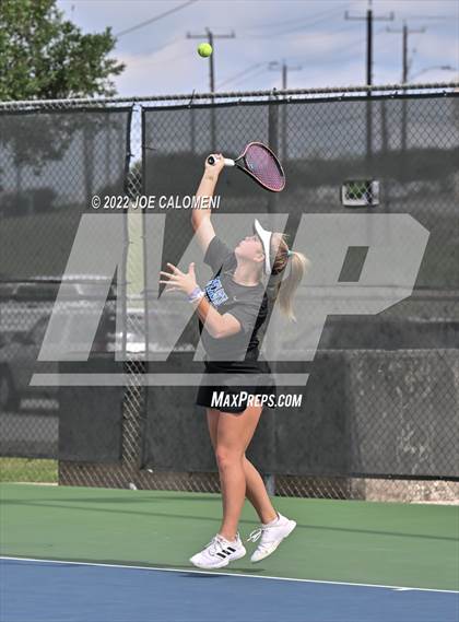 Thumbnail 1 in Peaster vs Wall (UIL 3A Girls Doubles State Finals) photogallery.
