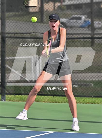Thumbnail 1 in Peaster vs Wall (UIL 3A Girls Doubles State Finals) photogallery.