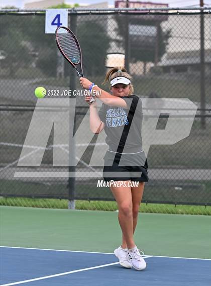 Thumbnail 3 in Peaster vs Wall (UIL 3A Girls Doubles State Finals) photogallery.