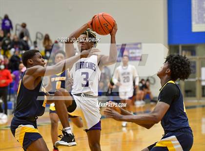 Thumbnail 3 in Cypress Ranch vs. Klein Cain (UIL 6A Region 2 Bi-District Playoff) photogallery.