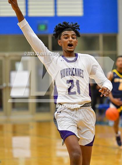 Thumbnail 3 in Cypress Ranch vs. Klein Cain (UIL 6A Region 2 Bi-District Playoff) photogallery.