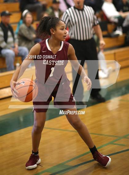 Thumbnail 3 in Eastside College Prep vs. Sacred Heart Cathedral Preparatory (Elite is Earned Showcase) photogallery.