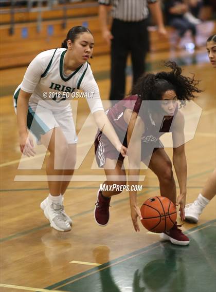 Thumbnail 2 in Eastside College Prep vs. Sacred Heart Cathedral Preparatory (Elite is Earned Showcase) photogallery.