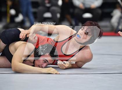 Thumbnail 1 in UIL 6A Regional Championships photogallery.