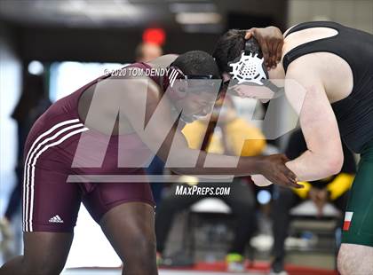 Thumbnail 1 in UIL 6A Regional Championships photogallery.