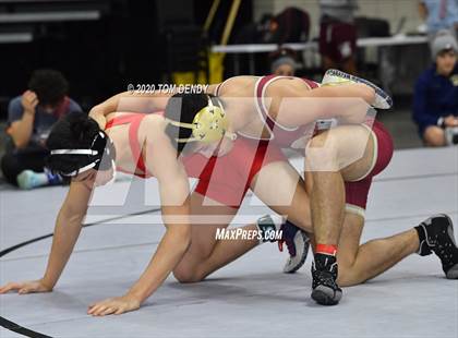 Thumbnail 2 in UIL 6A Regional Championships photogallery.