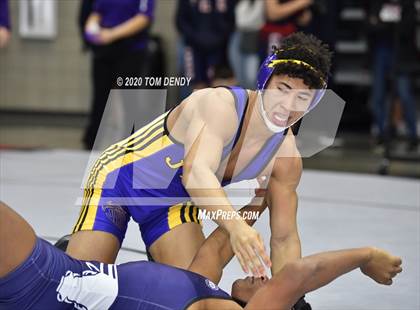 Thumbnail 1 in UIL 6A Regional Championships photogallery.