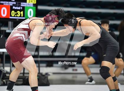 Thumbnail 3 in UIL 6A Regional Championships photogallery.