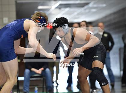 Thumbnail 2 in UIL 6A Regional Championships photogallery.
