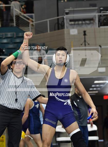 Thumbnail 1 in UIL 6A Regional Championships photogallery.