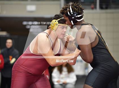 Thumbnail 2 in UIL 6A Regional Championships photogallery.