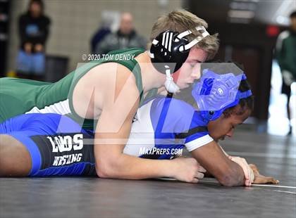 Thumbnail 3 in UIL 6A Regional Championships photogallery.