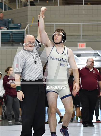 Thumbnail 1 in UIL 6A Regional Championships photogallery.