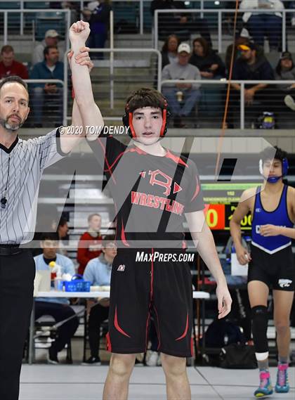 Thumbnail 1 in UIL 6A Regional Championships photogallery.