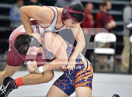Thumbnail 3 in UIL 6A Regional Championships photogallery.
