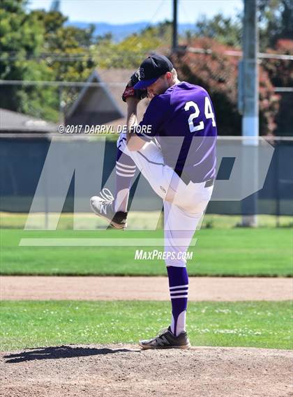 Thumbnail 1 in Westmont vs. Sequoia (CIF CCS D1 Quarterfinal) photogallery.