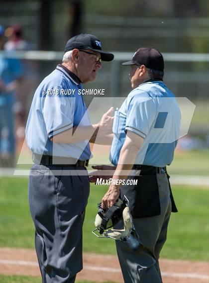 Thumbnail 2 in de Toledo vs. Temecula Prep (Lions Tournament) photogallery.