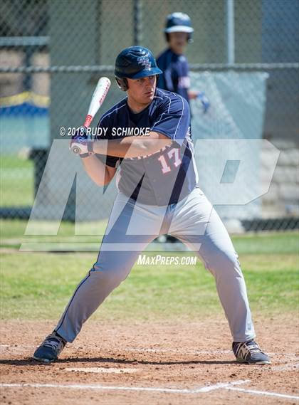 Thumbnail 3 in de Toledo vs. Temecula Prep (Lions Tournament) photogallery.
