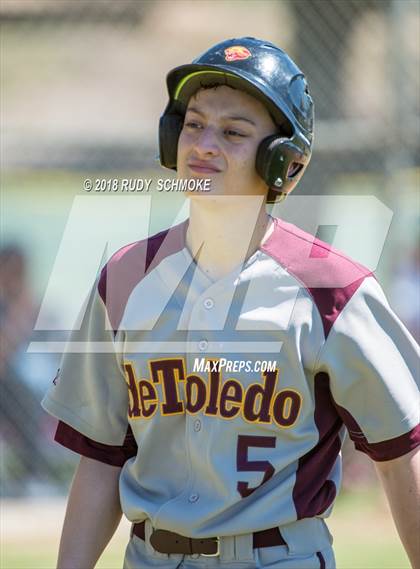 Thumbnail 1 in de Toledo vs. Temecula Prep (Lions Tournament) photogallery.