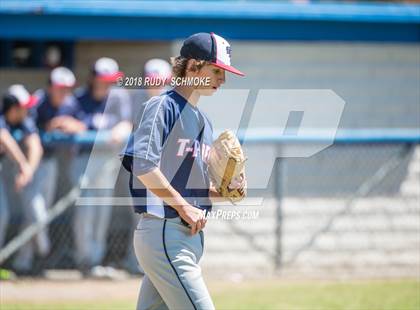 Thumbnail 3 in de Toledo vs. Temecula Prep (Lions Tournament) photogallery.