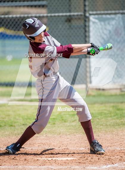 Thumbnail 2 in de Toledo vs. Temecula Prep (Lions Tournament) photogallery.